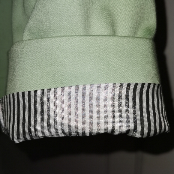 Stylish blazer - Picture 2 of 3